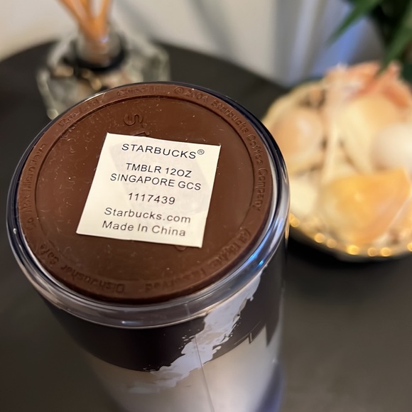 Starbucks Global Icon Series Insulated Travel Tumbler / Mug 12 oz - Singapore - Picture 5 of 6